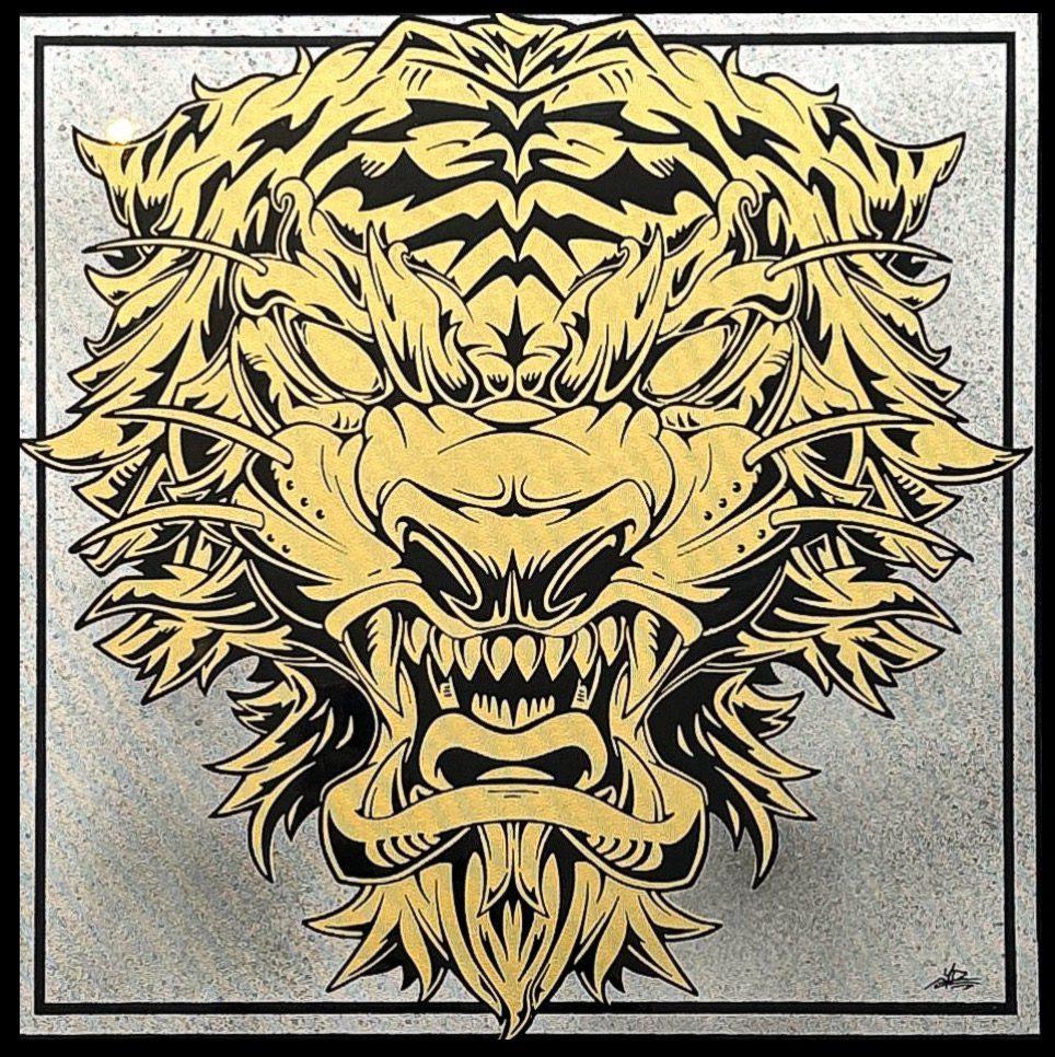 Symmetry Tiger Design