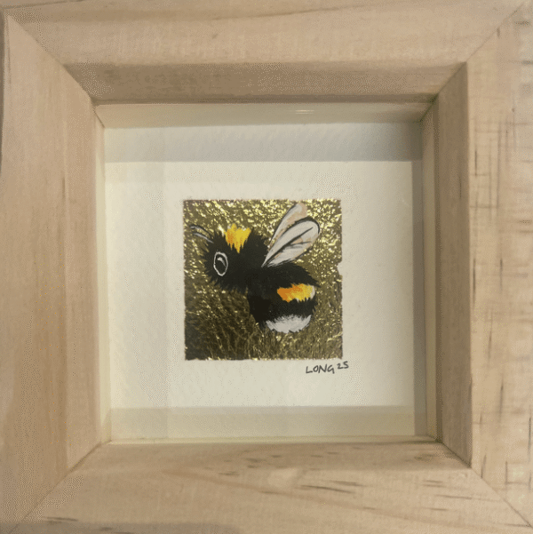 Tiny Bee #8