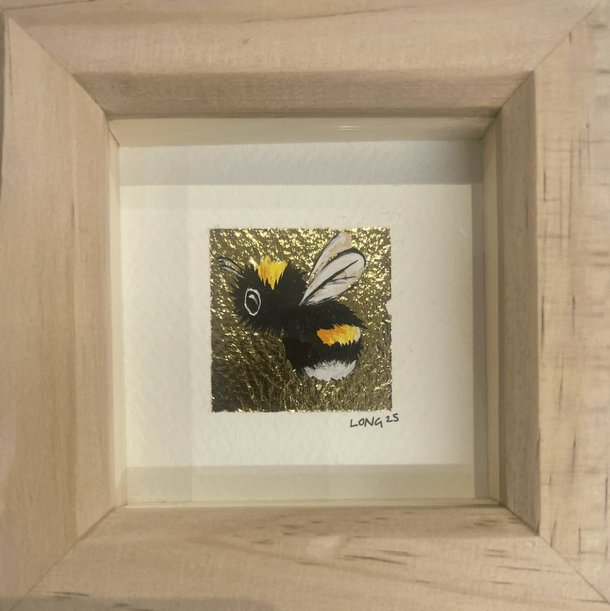 Tiny Bee #8